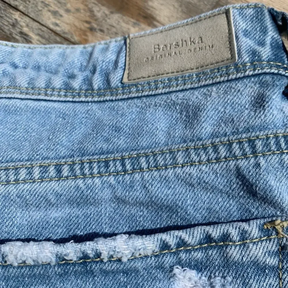 Bershka Vintage Distressed Denim Shorts Pink Faux Fur Size 2